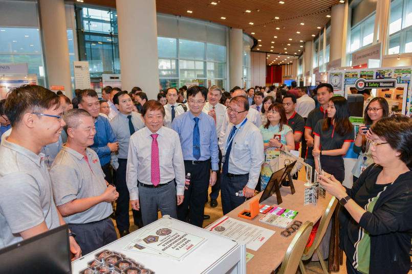 Corporate Events Photography in Singapore | White Lens